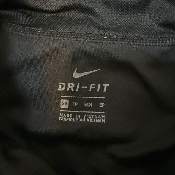 Nike Running Hiking Athleisure athletic casual black shorts xs - Picture 2 of 6